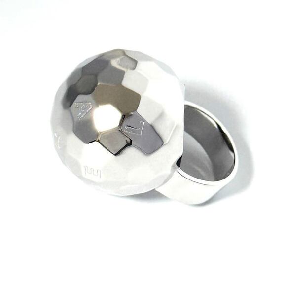 CHANEL Silver Ring - Picture 1 of 10